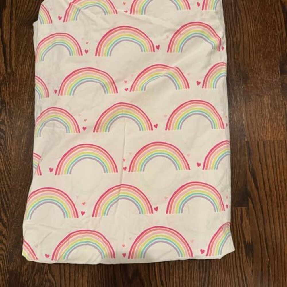 Pottery Barn Kids organic cotton twin duvet cover- rainbows and hearts